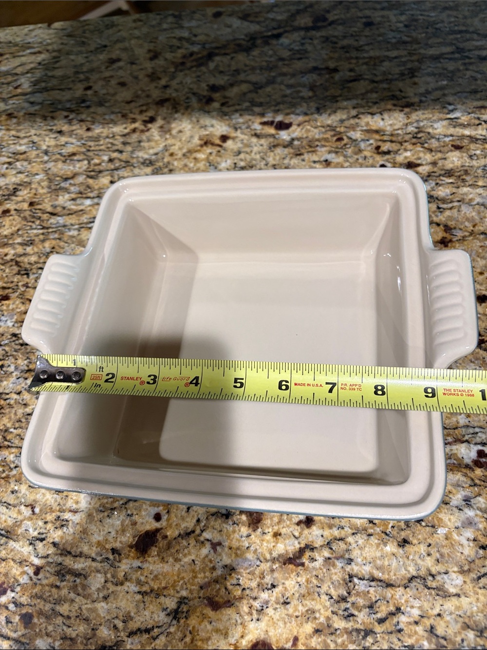 Le Creuset 23cm Square Shallow Dish with Lid, Ocean - Picture 14 of 15